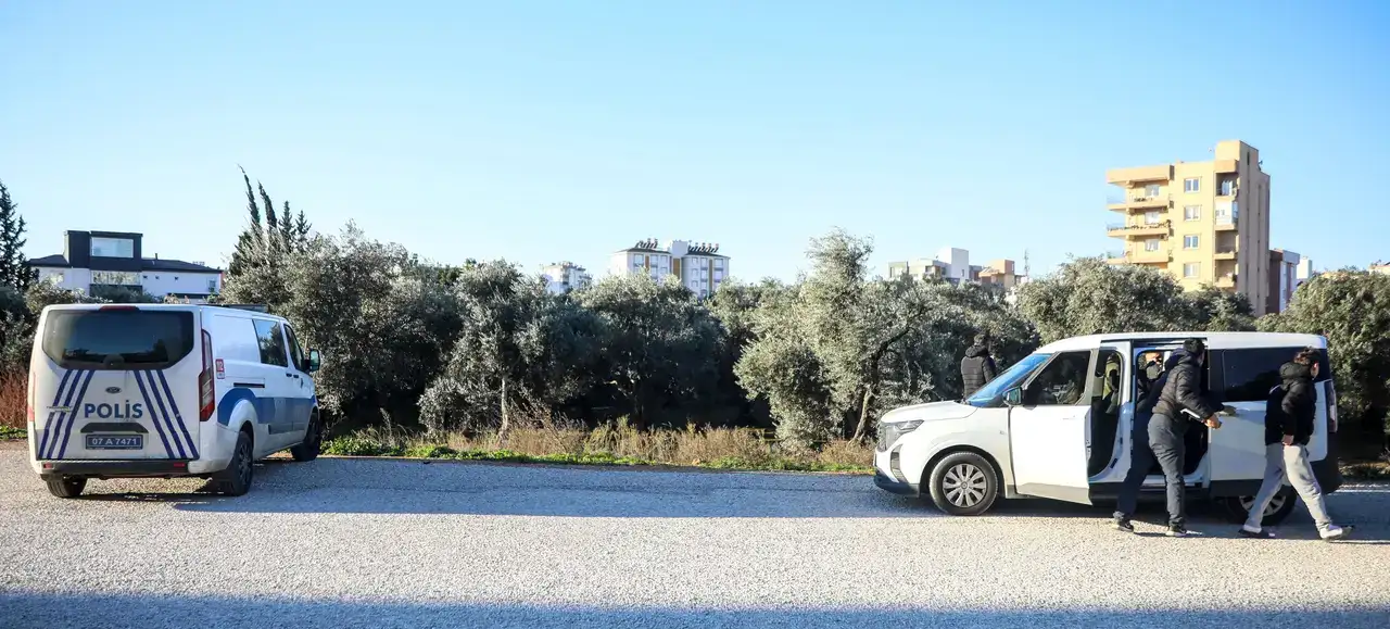 Kepez’de 15 Yaşındaki Efe Mevlüt'ün Bedeni Zeytinlikte Bulundu 3